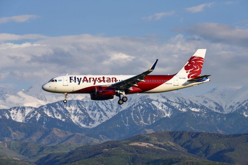 Казахстанский лоукостер FlyArystan открывает регулярные авиасообщения с Грузией