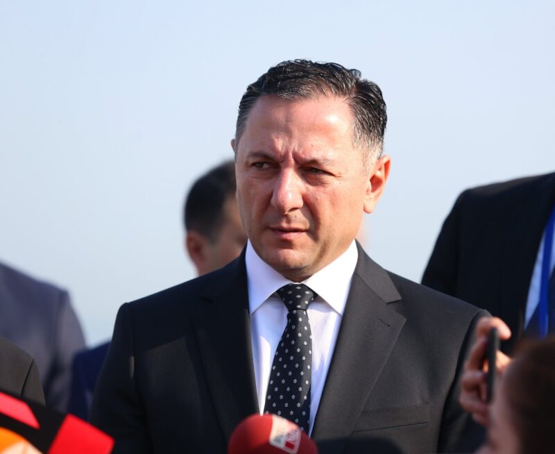 Министр внутренних дел Грузии Вахтанг Гомелаури озвучил число въезжающих в страну граждан России