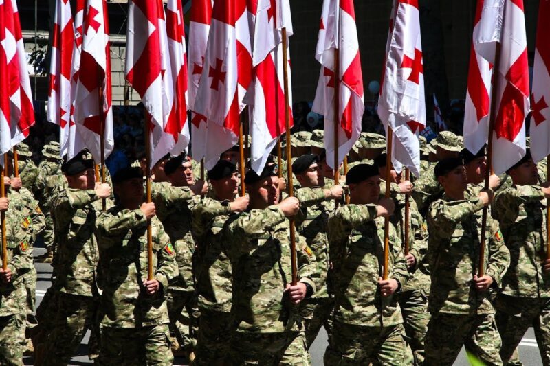 За 2022 год от службы в армии по различным причинам отказались 12 тысяч человек, заявил министр обороны Грузии Джуаншер Бурчуладзе