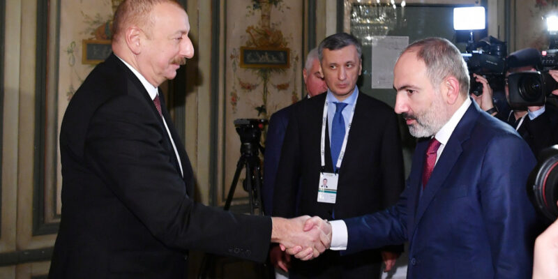 Мирный договор между Азербайджаном и Арменией может быть подписан в Тбилиси