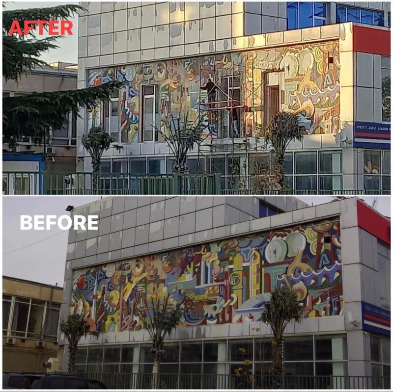 В Тбилиси скандал из-за варварского разрушения мозаичного фасада на одном из городских зданий