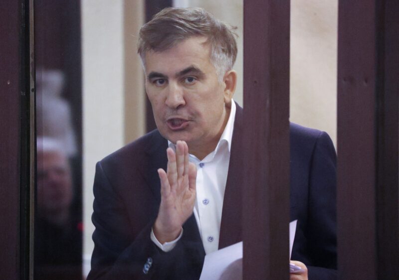Суд на экс-президентом Грузии Михаилом Саакашвили о возможной замене наказания или освобождению по состоянию здоровья