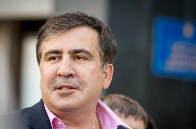 Несколько депутатов Парламента, в прошлом году вышедшие из правящей партии и создавшие коалицию «Сила народа», заявляют о возможном убийстве Саакашвили