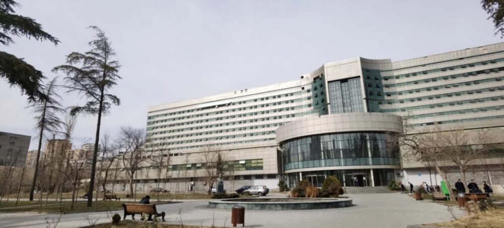 В Тбилиси снесут корпуса Республиканской больницы на проспекте Важа Пшавела