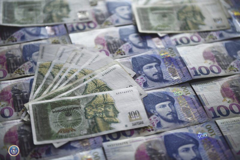 Курс доллара в Грузии опустился ниже отметки 2,5 GEL/$1 впервые за последние пять лет
