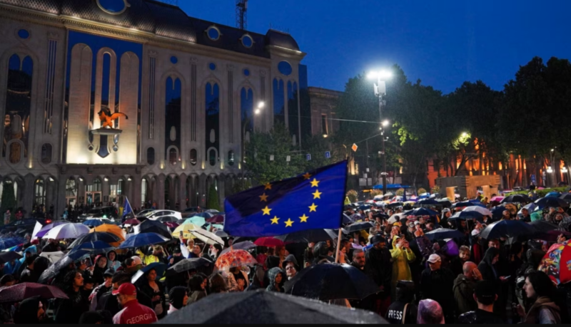 Вчера прошла акция протеста у парламента Грузии на проспекте Руставели