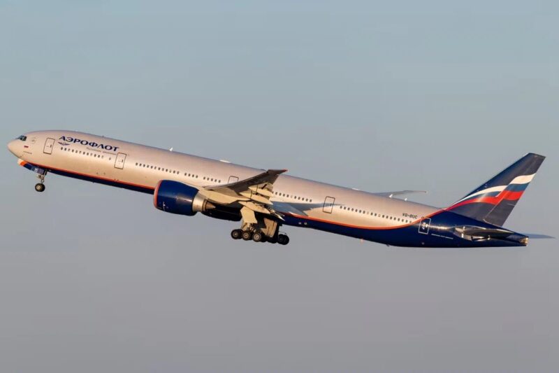Тбилиси допустит прямые полеты не попавших под санкции российских авиакомпаний после получения уведомления от Москвы