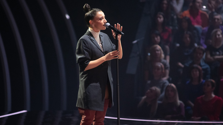 Музыкально патриотический скандал в Грузии: открытие 2023 года, финалистка американского шоу American Idol Нуца Бузаладзе выступила в Москве
