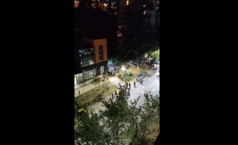 Жители столичного района Сабуртало протестуют против точечной застройки