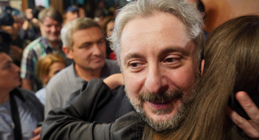 Один из лидеров грузинской оппозиции, экс-министр юстиции и медиаменеджер Ника Гварамия был помилован президентом Зурабившили и уже находится на свободе