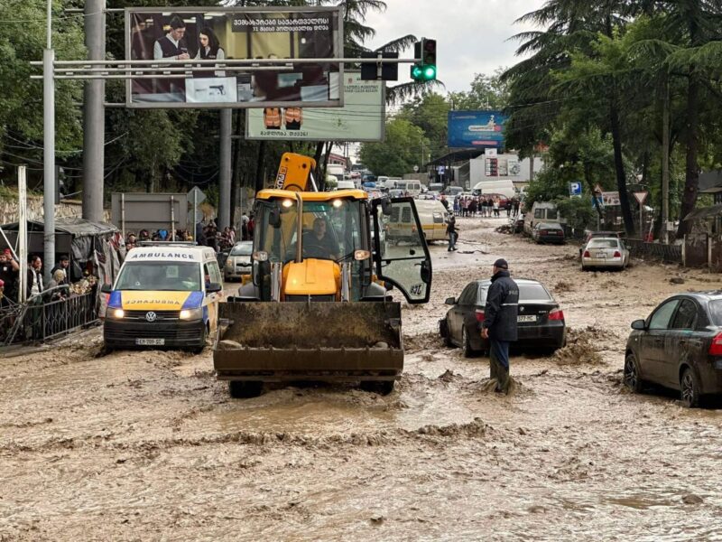В Кахетии ликвидируют последствия вышедших из берегов рек