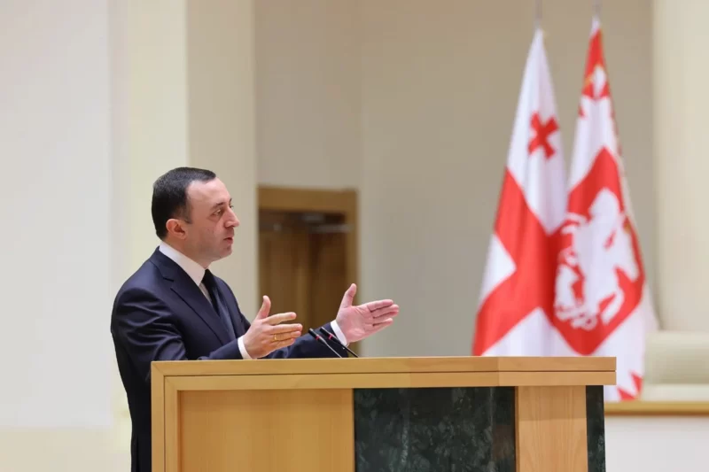 Премьер-министр Ираклий Гарибашвили выступал с отчетом перед депутатами Парламента Грузии и отвечал на их вопросы