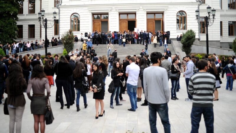 Министерство образования Грузии вводит новые правила и дополнения в работу частных школ