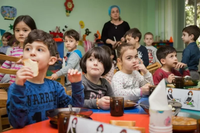 Информация о наличии вакантных мест в детских садах Тбилиси на декабрь 2023