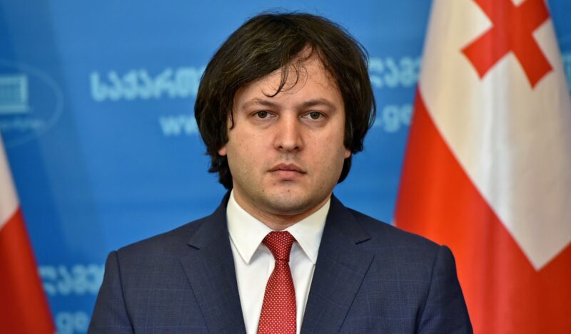 Премьер-министр Грузии Ираклий Кобахидзе выступил со специальным брифингом и комментариями, связанными с принятием закона «Об иностранном влиянии»