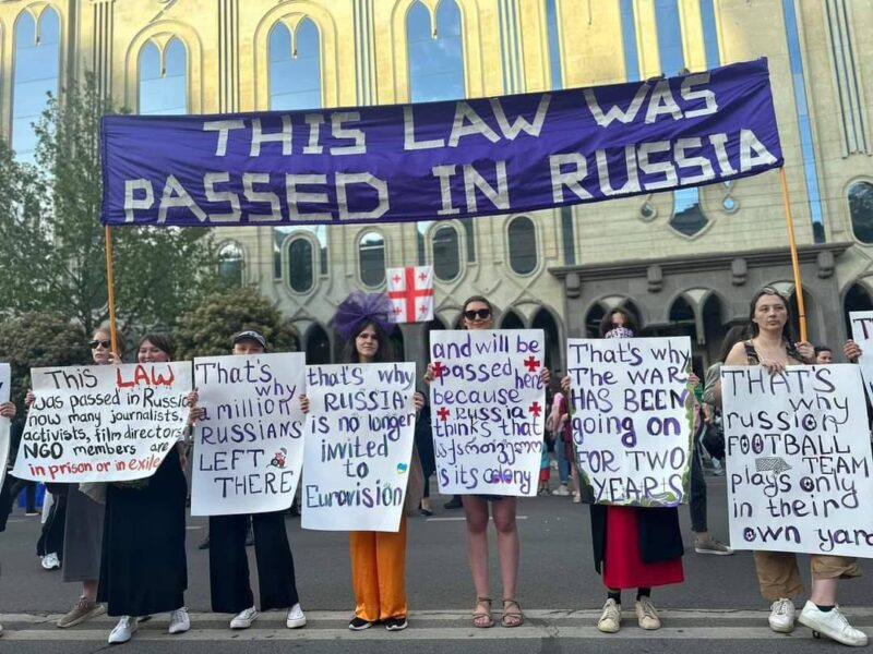 В Госдуме РФ заявили об участии российских релокантов в митингах против грузинского закона об «иноагентах» и рекомендовали не допускать подобных действий