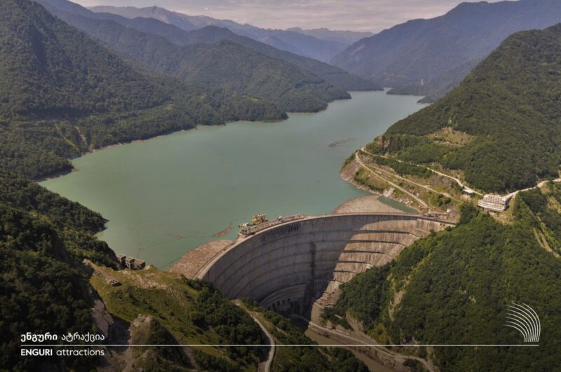 Ингурская ГЭС – крупнейшая на Кавказе гидроэлектростанция, предлагает уникальную экскурсию