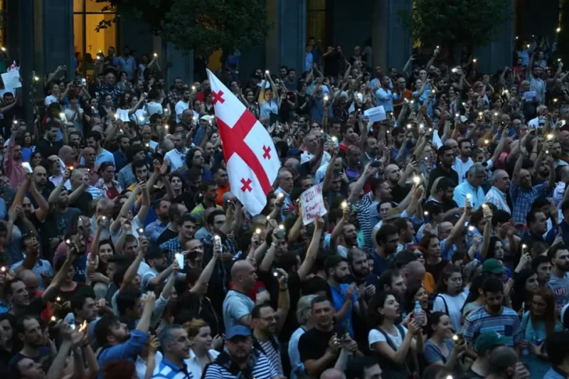 Новости протестной ночи в Тбилиси