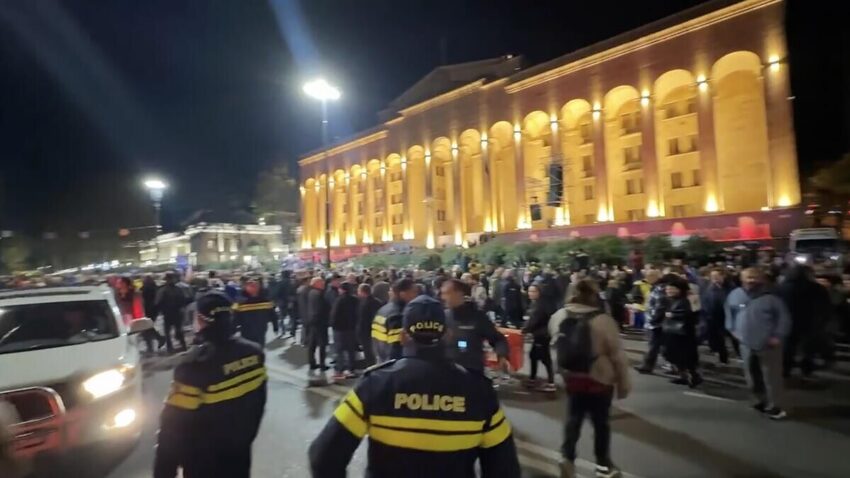 В Тбилиси начинается акция протеста оппозиции