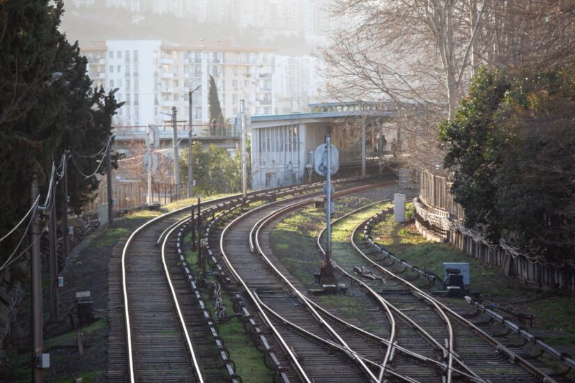 В Тбилиси остановлено движение поездов на первой линии (Ахметели–Варкетили)