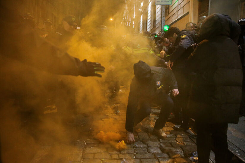 52-ой день непрерывных протестов в Грузии: самое главное