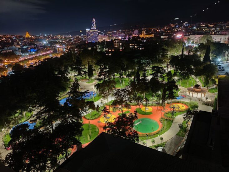 Столичный Вере-парк открылся после многомесячного ремонта в центре Тбилиси