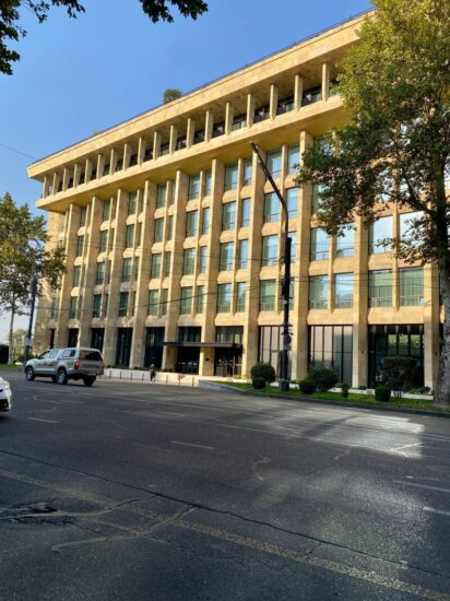 Какой он нынешний Телеграф в Тбилиси