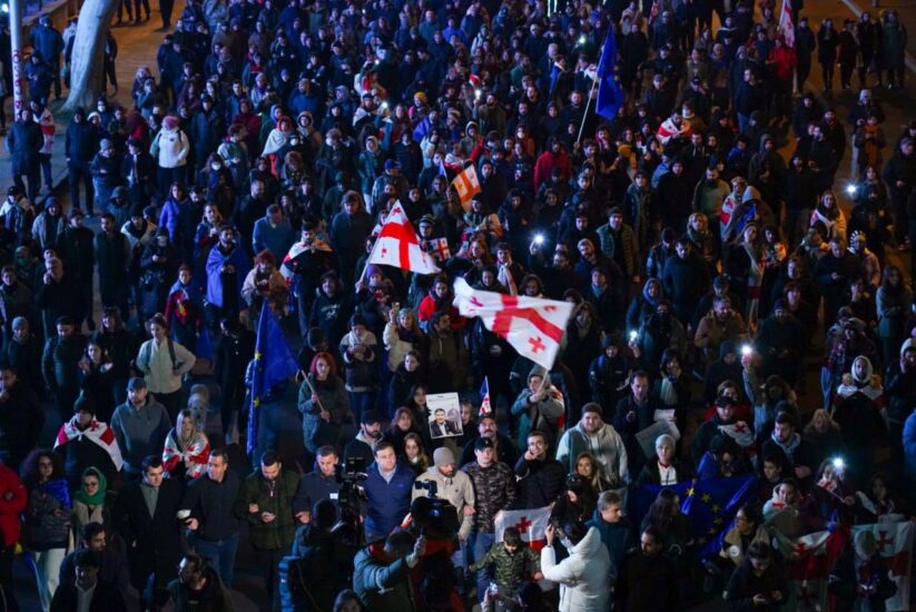 В центре Тбилиси вновь антиправительственные акции протеста