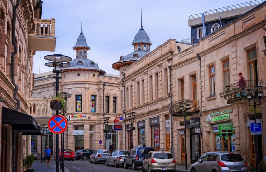 В Кутаиси появился новый “колорит” (так в Грузии часто называют интересных, необычных людей)