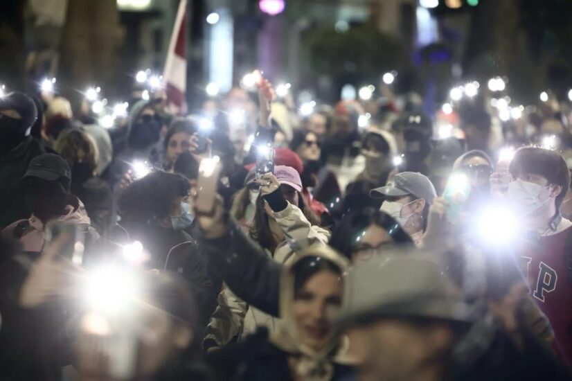 Оппозиционные акции протеста в центре Тбилиси после года демонстраций, начали согласовывать с МВД