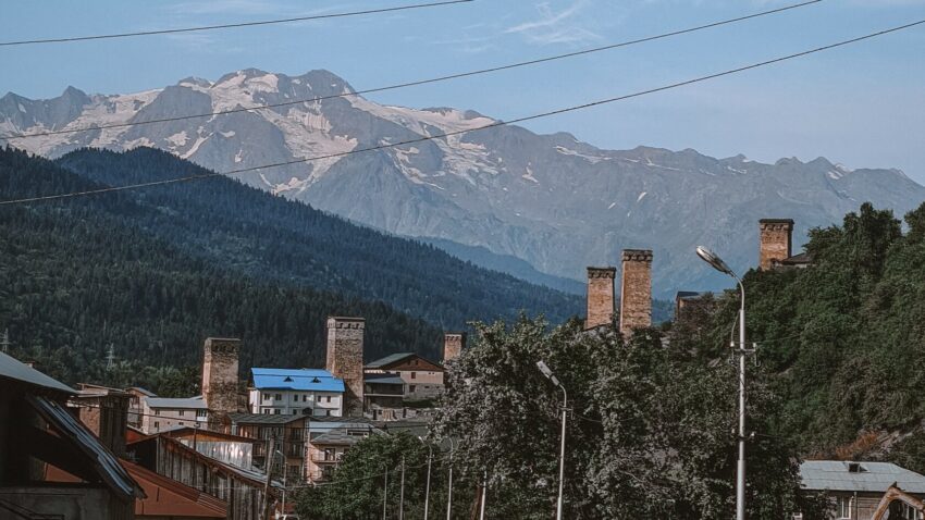 Эксперты в очередной раз призывают отменить бесплатное электричество для Сванети