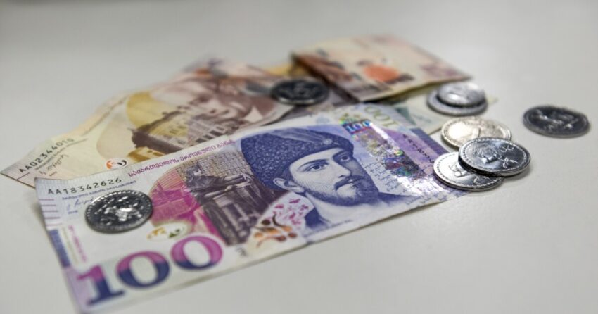 Денежные переводы в Грузию из-за рубежа продолжают увеличиваться