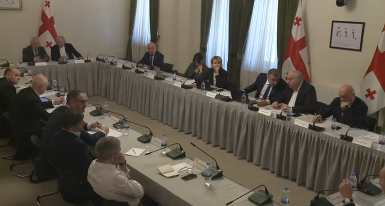 Главное со встречи правительства и бизнеса по теме снижения цен на продовольствие