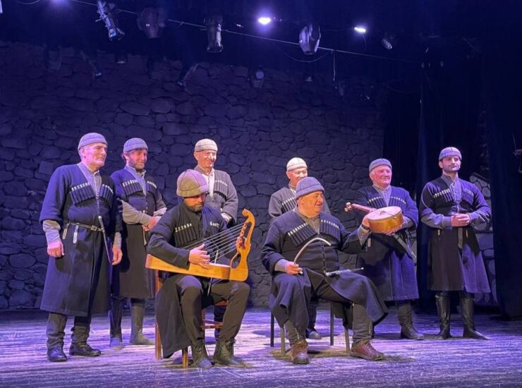 Сваны поют «Yesterday» The Beatles