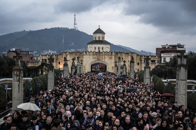 Почему вся Грузия в трауре и что происходит в стране последние дни