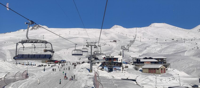 Горнолыжный сезон 2025-2026 в Грузии заканчивается, но вы ещё можете успеть его захватить