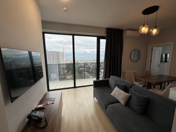 В марте 2026 года в Тбилиси и Батуми было продано 5140 квартир на общую сумму 402 млн$