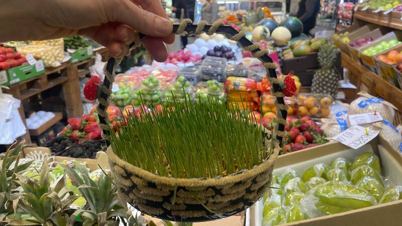 В продаже появилась джеджили – значит, до Пасхи остается совсем немного