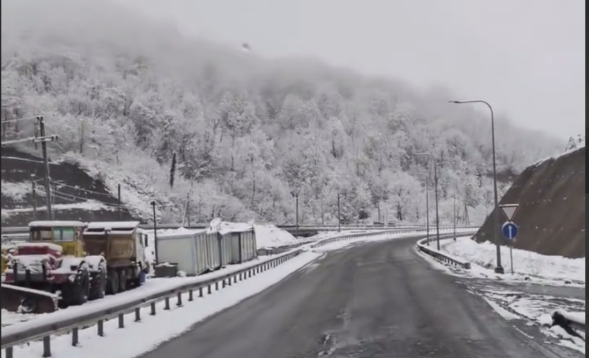 Рикотский перевал в снегу